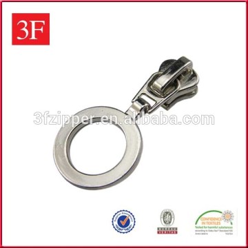 Plastic Zipper Puller Design