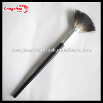 fan brush, powder brush, makeup brush free samples badger hair powder brush