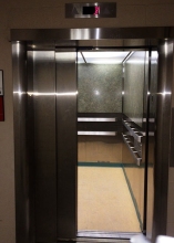 Elevator moves to the next nearest floor during a power outage