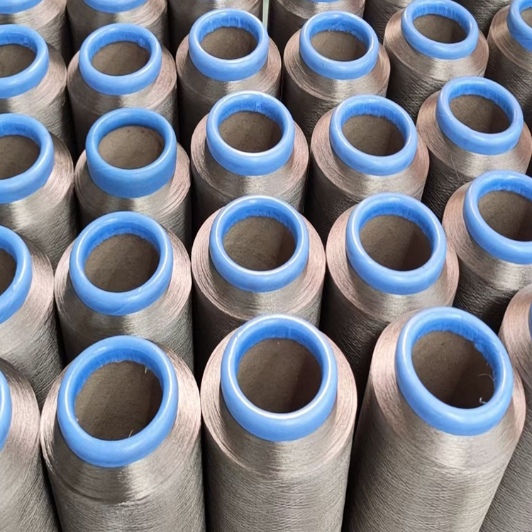 Trefoil polyester trắng dẫn điện