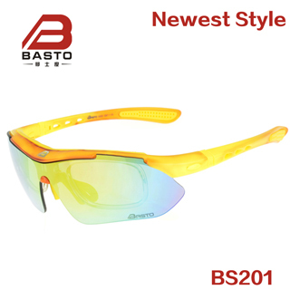 2013 New Design Fashionable Sports Sunglasses