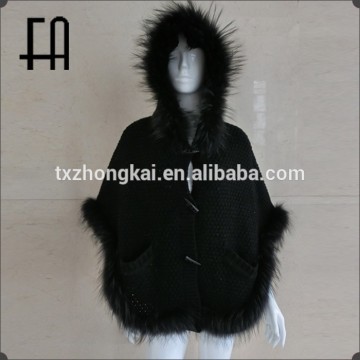 Factory direct wholesale women's acrylic knitted poncho/hand knitted poncho /fox trim knitted pomcho
