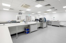 Medical laboratory powder coatings