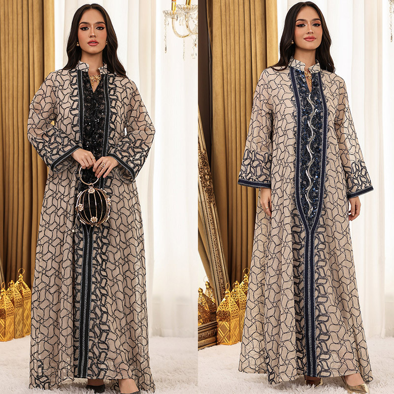 جزییات لباس عبای توری دوزی شده Embroidered Lace Abaya Dress Detail