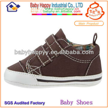 Wholesale fashionable soft cavas baby boy shoes