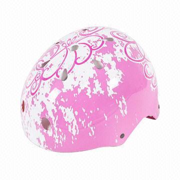 Custom-made skateboard helmet for junior