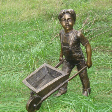 2019 popular life size bronze boy and wheelbarrow planter sculpture decorative garden
