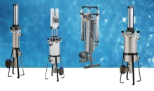 Cylinder scraper self-cleaning filter