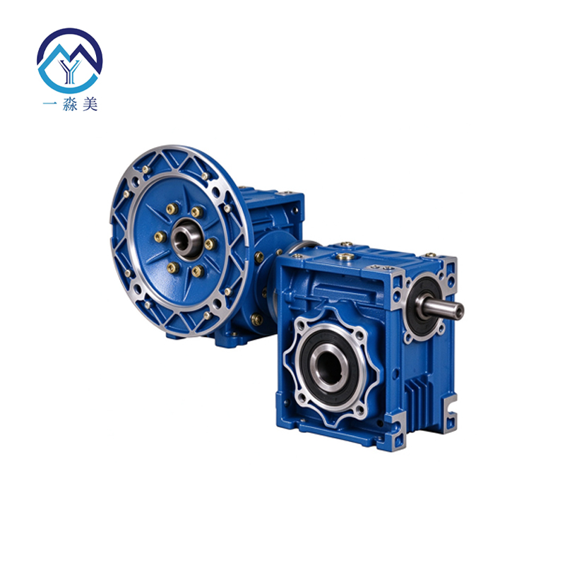 Redutor de engrenagem helicoidal de dois estágios Two-stage worm gear reducer
