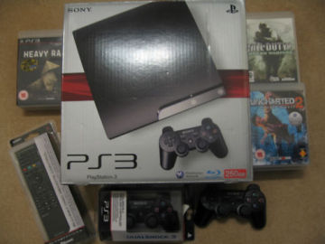 100% Original Sony PlayStation 3 250GB Slim Console +7 Games +2 Controllers