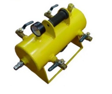 Four-Way Air Distributor