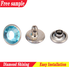 Customized the Newest pearl rivets buttons