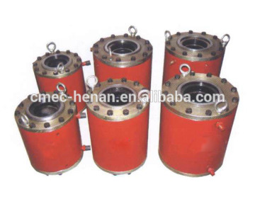 Multi-strand jack for post tensioning