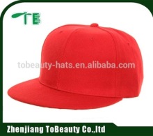 red plain snapback cap