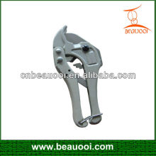 PIPE CUTTER