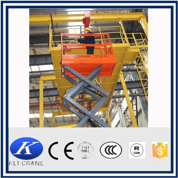 self-propelled electric motor lift