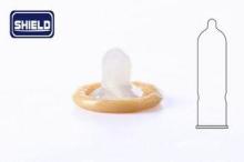 Lubricated Smooth Fruit Cherry Flavored Condoms Custom For