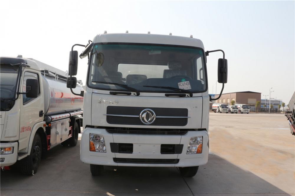 العلامة التجارية الجديدة Dongfeng 4X2 10000litres شاحنة تصريف مياه الصرف الصحي