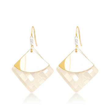 Fan decorated drop earring