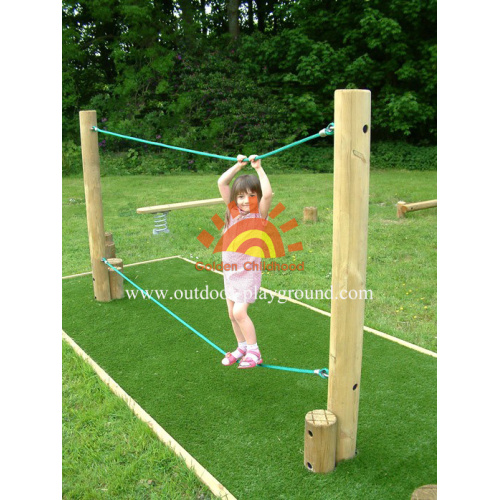 Équilibrer l&#39;équipement de corde de parc de terrain de jeu de HPL pour des enfants