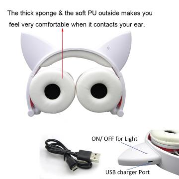 Écouteurs d&#39;oreille de chat lumineux clignotants stéréo rechargeables