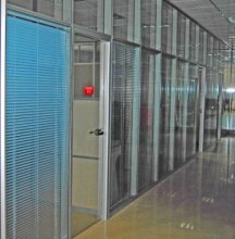 Quietly Operated Hollow Automatic Venetian Blinds System