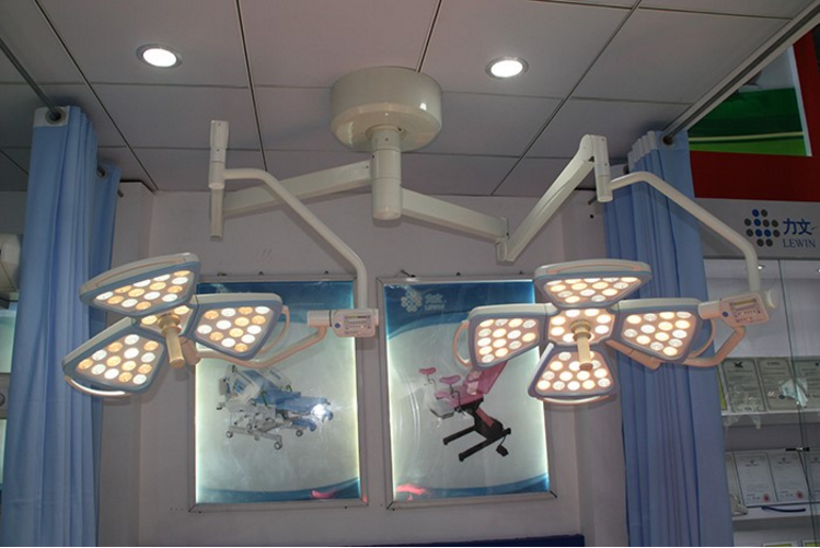 surgical operating lamp 2