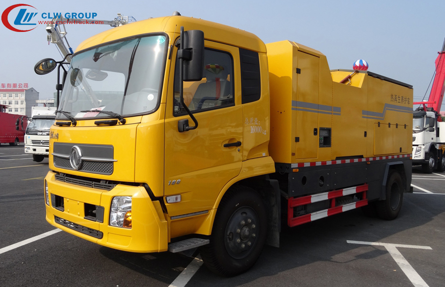 العلامة التجارية الجديدة Dongfeng Tianjin Asphalt Road Maintenance Vehicle