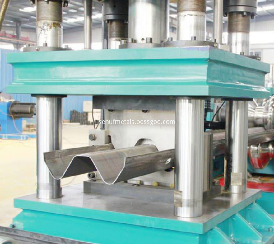 Highway Guardrail Fence Post Roll Forming Machine1