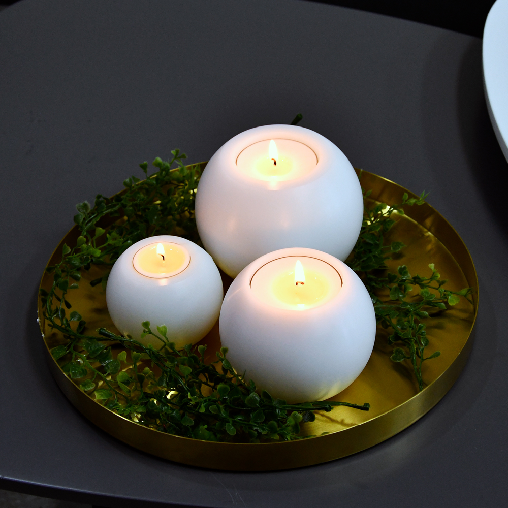 White Ball Shape Modern Tealight Candle Holders