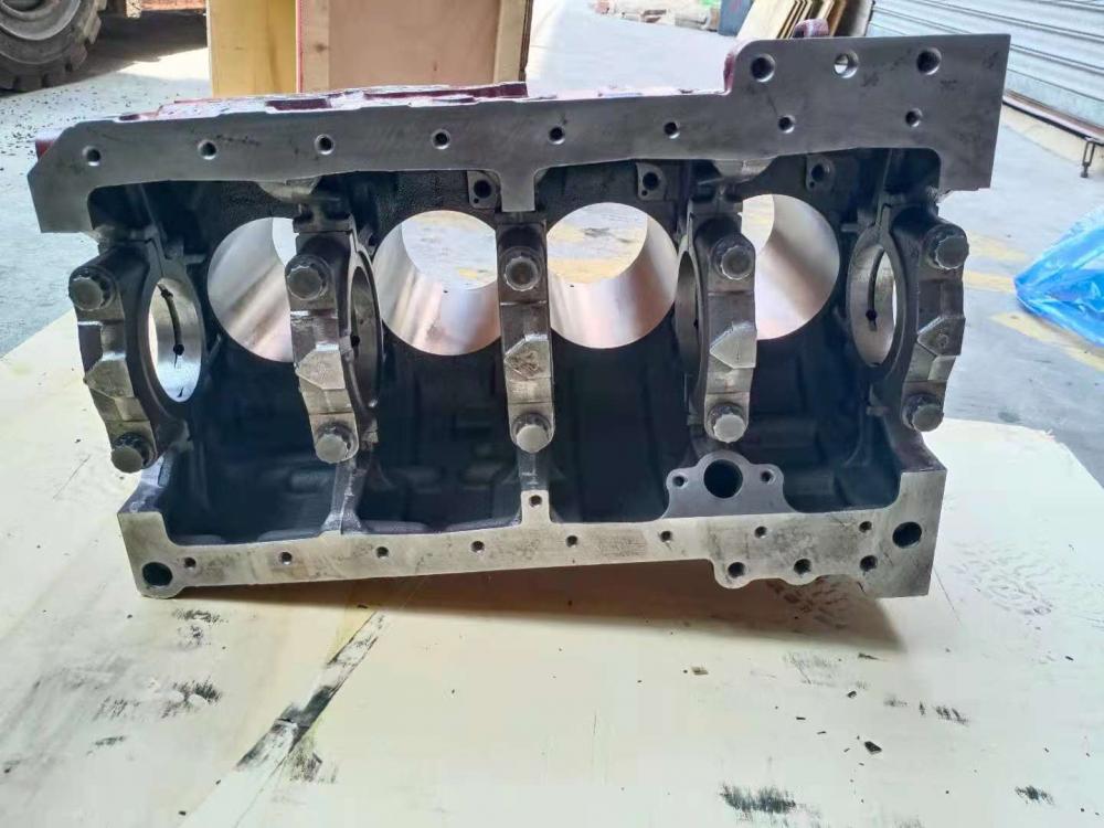 KOBELCO لـ HINO SK200-8 J05E Cylinder Block