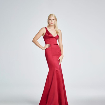 Long Satin Sleeveless Plunging V-Neck Dress Sexy Red Fishtail Ruffle Prom Lady Dress