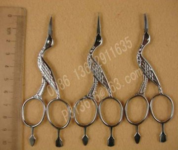 bird shaded scissors