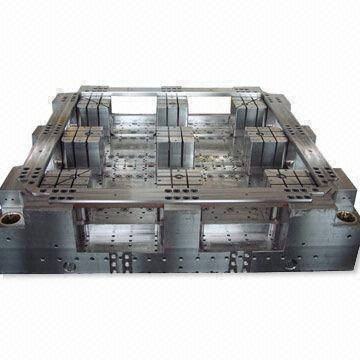 Pallet Injection Mold with Single or Multiple Cavity, Customized Drawings or Samples are Accepted