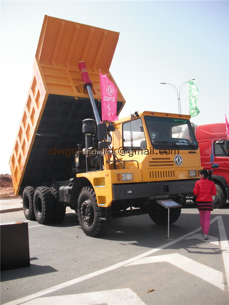 بيع شاحنة قلابة Dongfeng 6x4 Mine