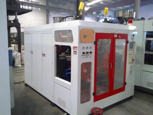 Automatic extrusion blow molding machine Max 2L