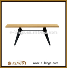 Modern metal legs with plywood top hotel tables