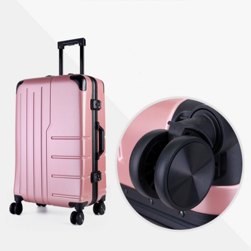 Universal wheel luggage