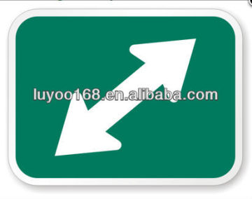 Two-Direction Right Arrow