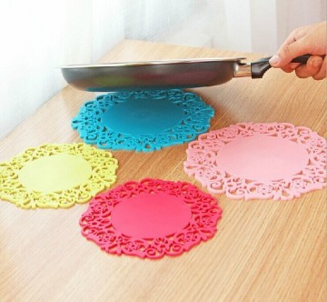 100% Food Grade Silicone Heat Resistant Pan Mat/Silicone Kitchenware for Colorful Mats
