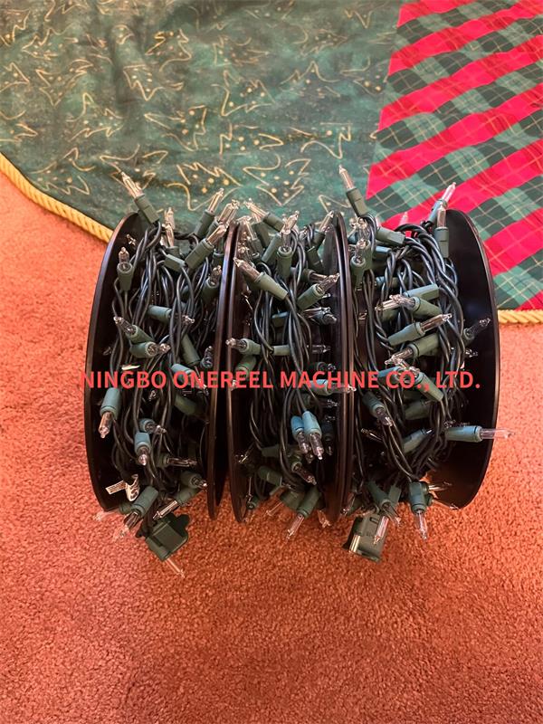 Christmas Lights Storage Reel (4) Christmas Lights Storage Reel (4)