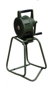 Hand crank sirens