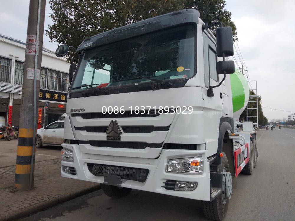 Howo 6x4 10cbm Concrete Mixer Truck 5