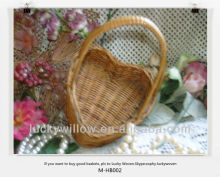 Chic natural heart-shaped wicker basket & wicker wedding basket