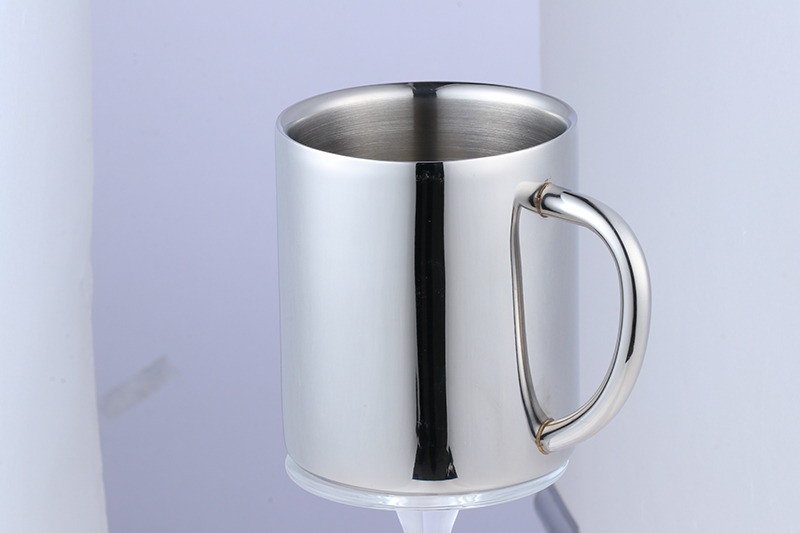 fancy beer mugs