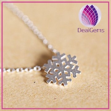 10x9.8mm 925 silver pendant with chain