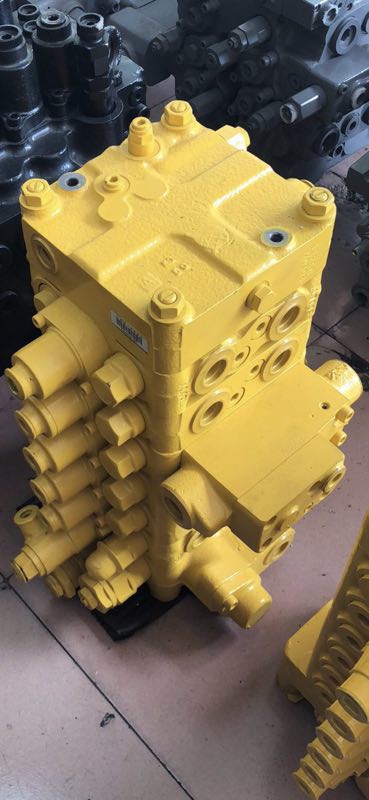 Komatsu alkatrészek PC450-8 főszelep 723-48-27502