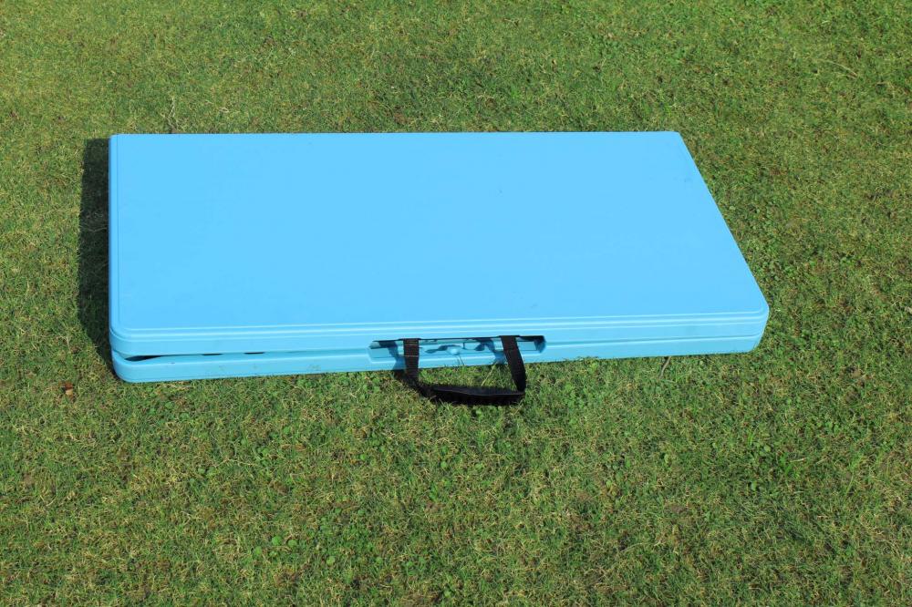 35 Inch Blue Bi Fold Table