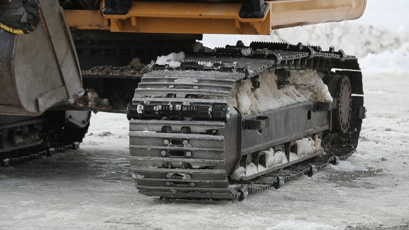 excavator undercarriage in the extrem cold wi excavator undercarriage in the extrem cold wi