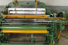 shuttle loom